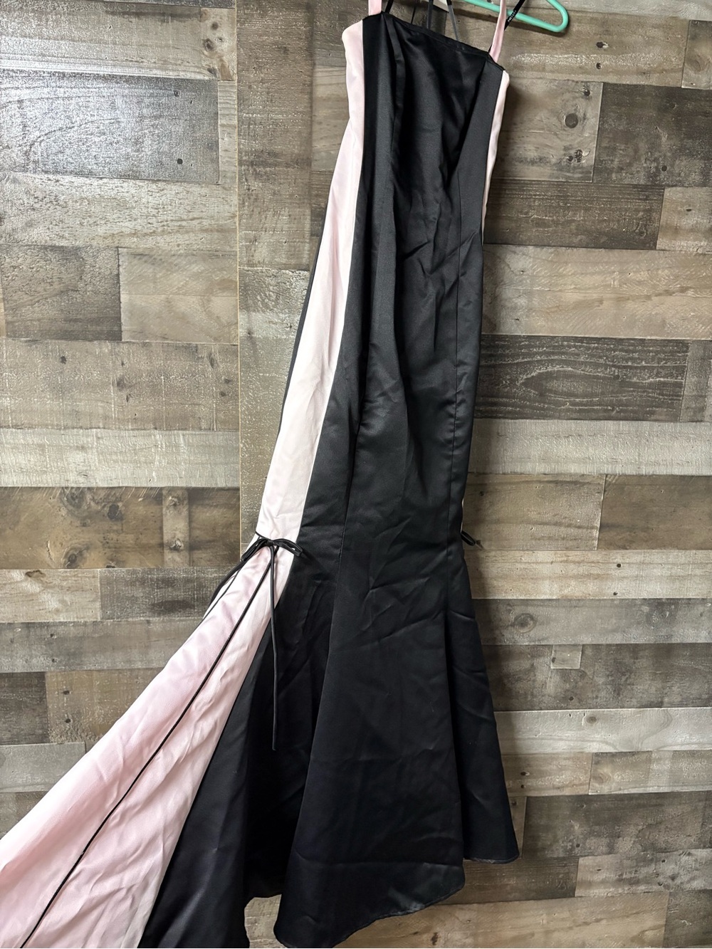 Vintage 90’s Faviana Black and Light Pink Strapless / Halter Maxi Mermaid Gown